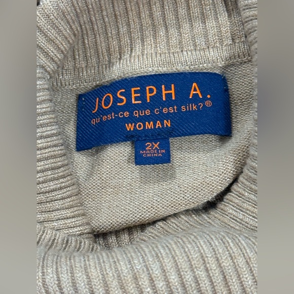 Joseph A. Women’s Tan Turtleneck Sweater Size 2X - Picture 4 of 6
